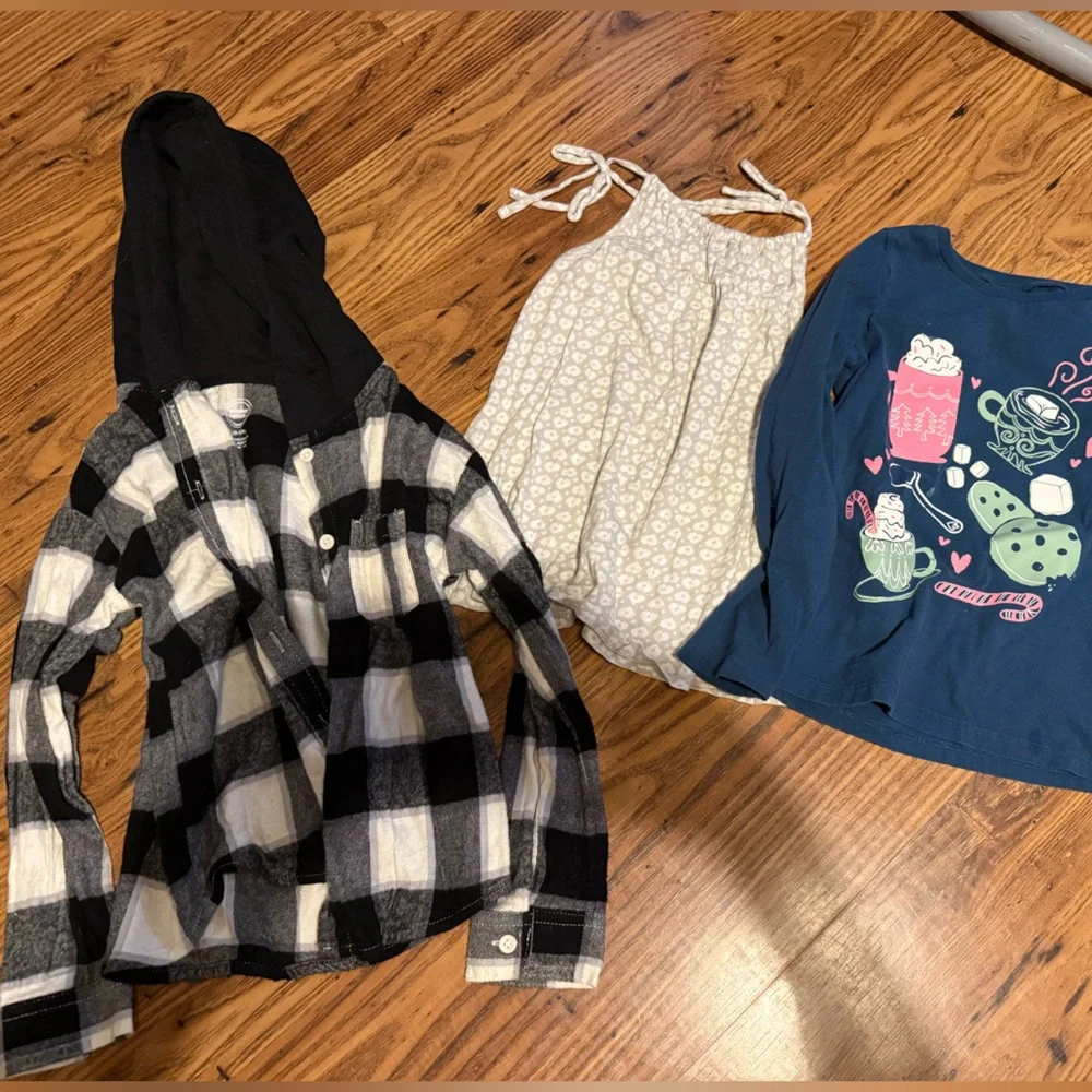 Girls bundle - Picture 3 of 4